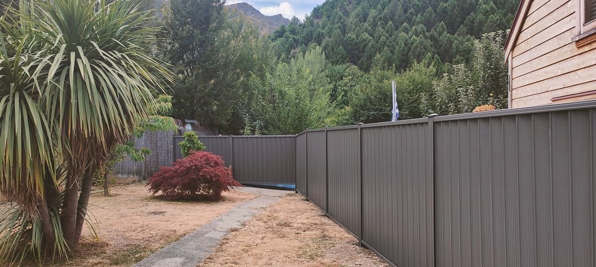Choosing the Right Fence for Your Queenstown Property