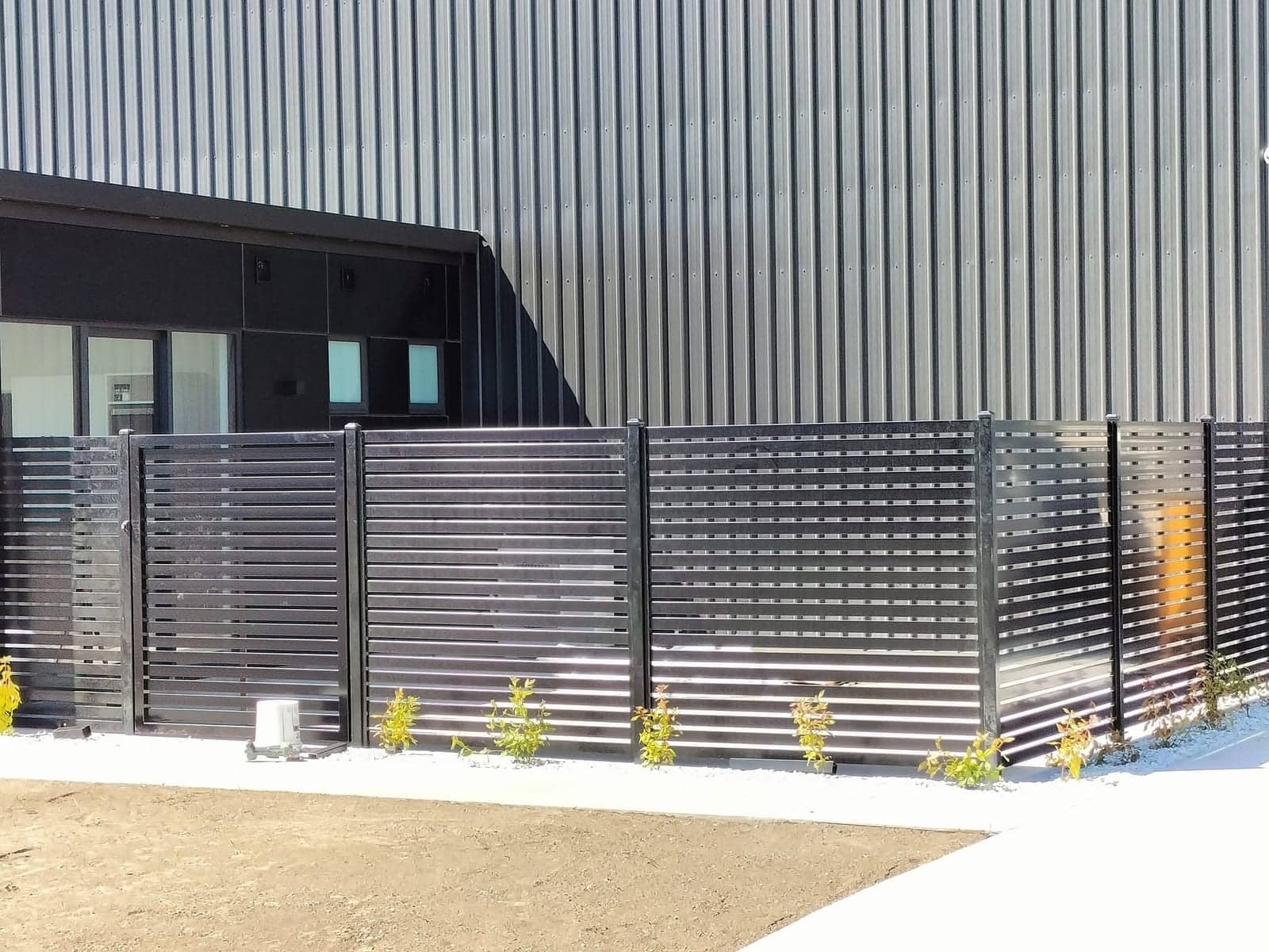 Smart Wall Fencing in Queenstown: What It Is and How It Works